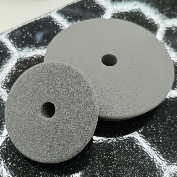 Polierpad Offenzellig für Exzenter und Rotation Hochwertig Schwarz / weich 130mm